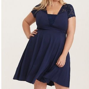 Lace Inset Chiffon Midi Dress